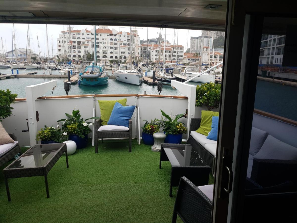 Jasmine Coral Jay Boutique Boatel Ocean Village Gibraltar Exterior photo