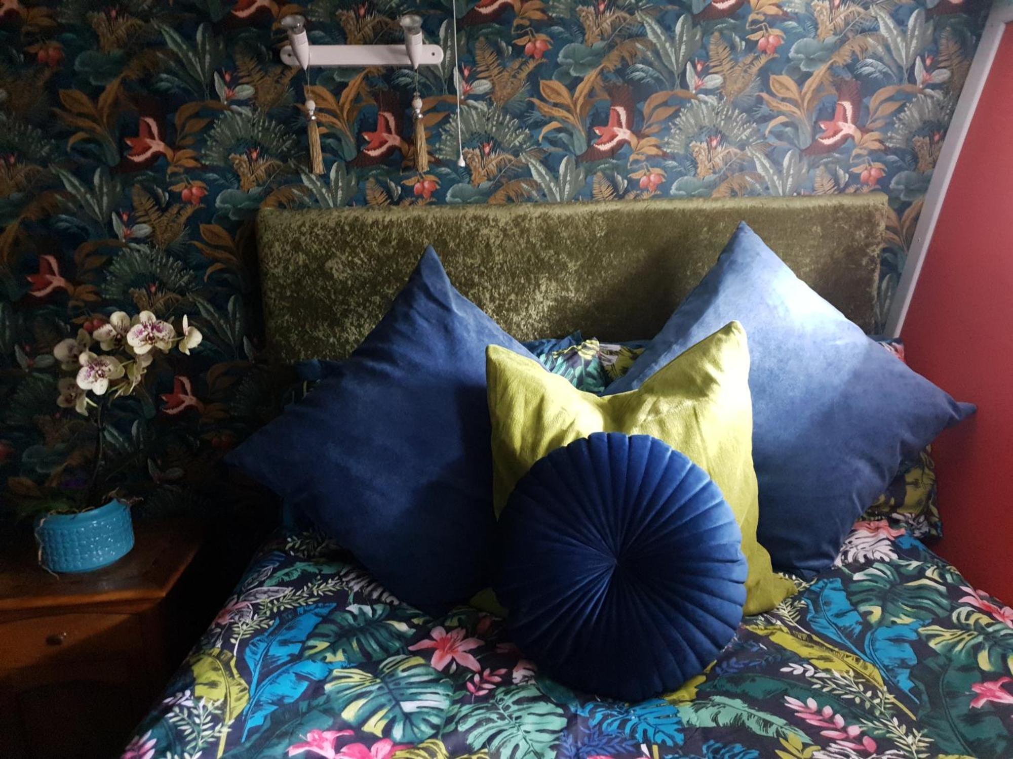 Jasmine Coral Jay Boutique Boatel Ocean Village Gibraltar Room photo