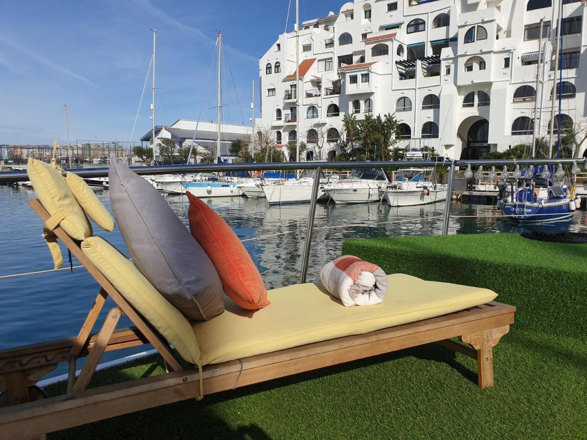 Jasmine Coral Jay Boutique Boatel Ocean Village Gibraltar Exterior photo